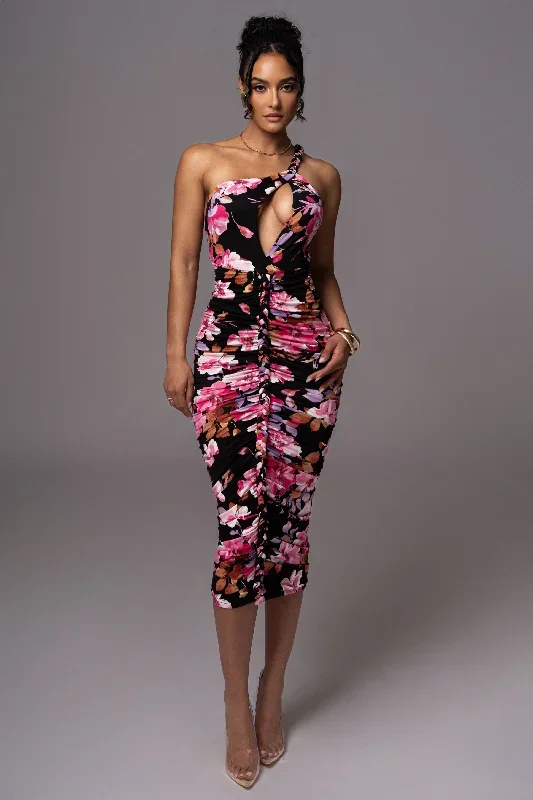 black-floral-jess-ruched-midi-dress