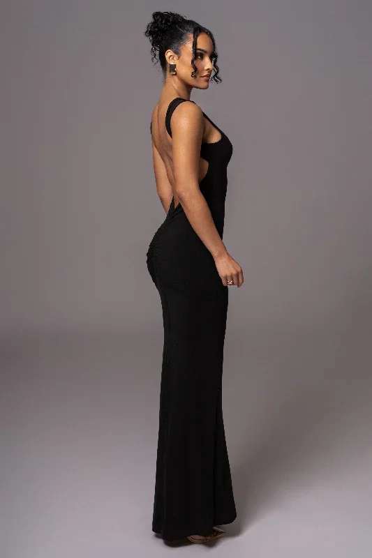 black-jluxbasix-front-and-center-maxi-dress