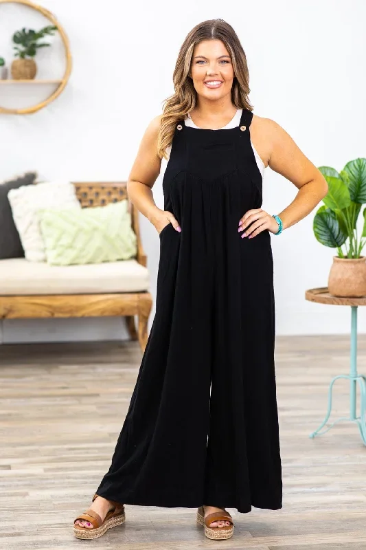 black-wide-leg-overalls-with-pockets