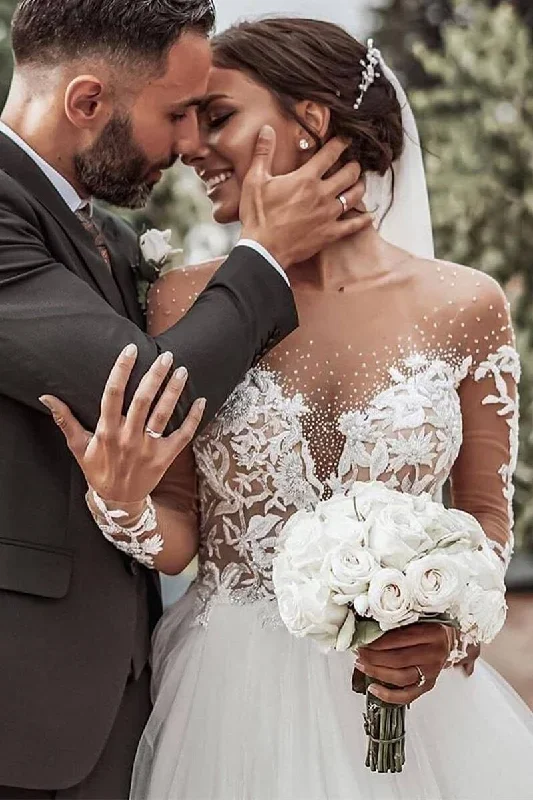 gorgeous-long-sleeves-white-wedding-dress-with-appliques