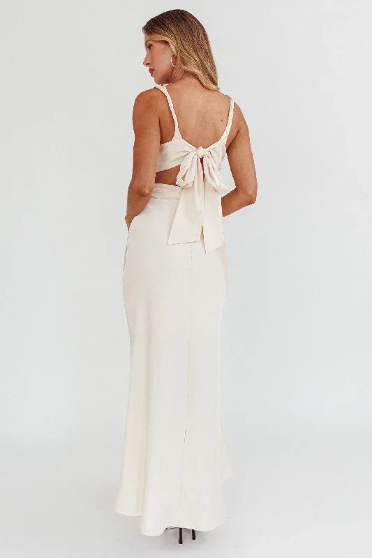 harper-cut-out-bow-back-maxi-dress-oyster