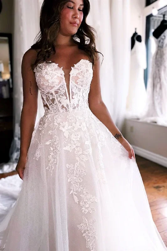 ivory-tulle-appliques-strapless-a-line-long-wedding-dress