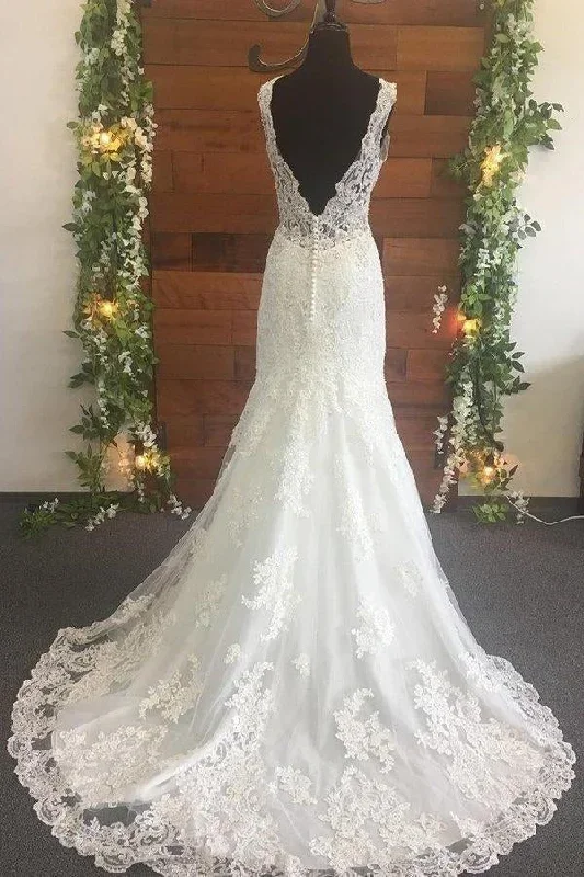 mermaid-v-neck-long-white-lace-wedding-dress-with-train