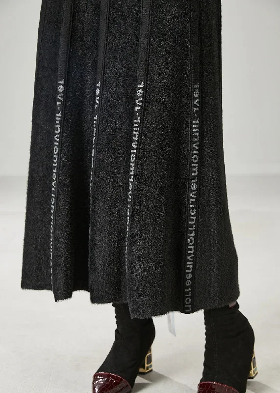 modern-black-letter-patchwork-knit-skirt-spring