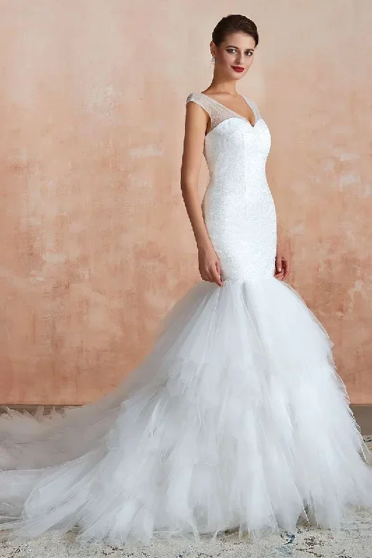 multi-tiered-lace-up-mermaid-wedding-dress-with-sweep-train