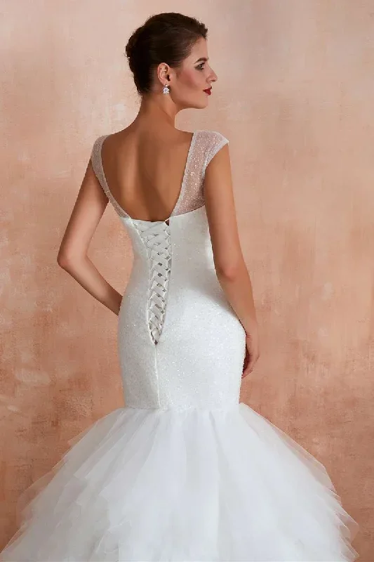 multi-tiered-lace-up-mermaid-wedding-dress-with-sweep-train