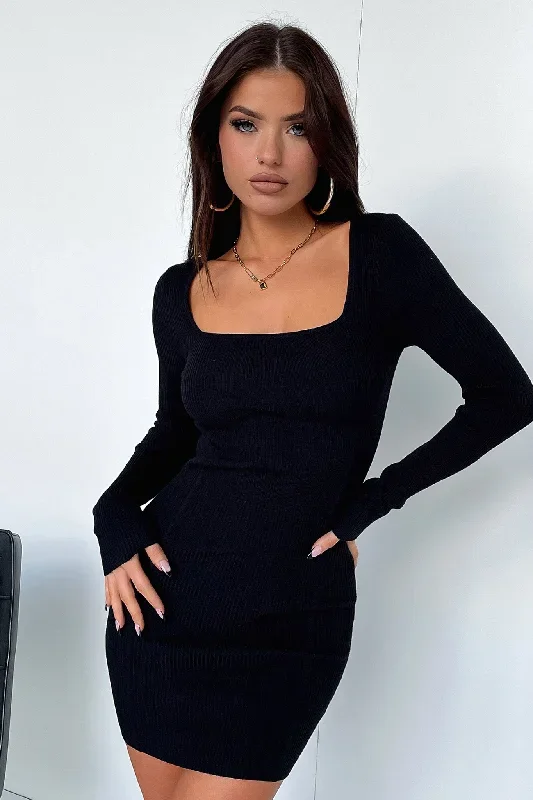 nescar-knitted-dress-black-1