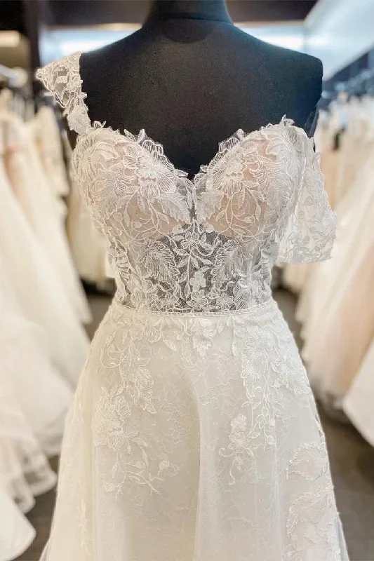 pricess-a-line-straps-wedding-dress-with-appliques