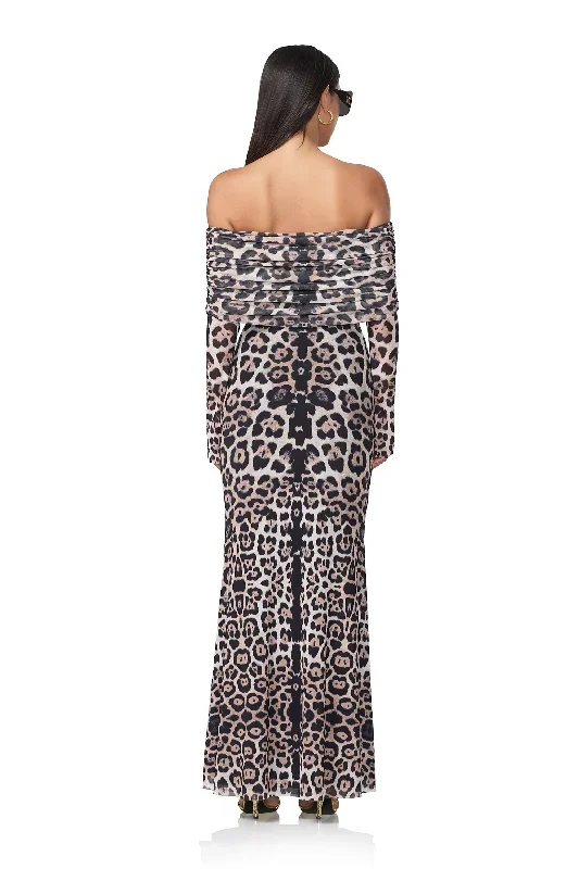 thelma-ots-maxi-dress-placed-leopard