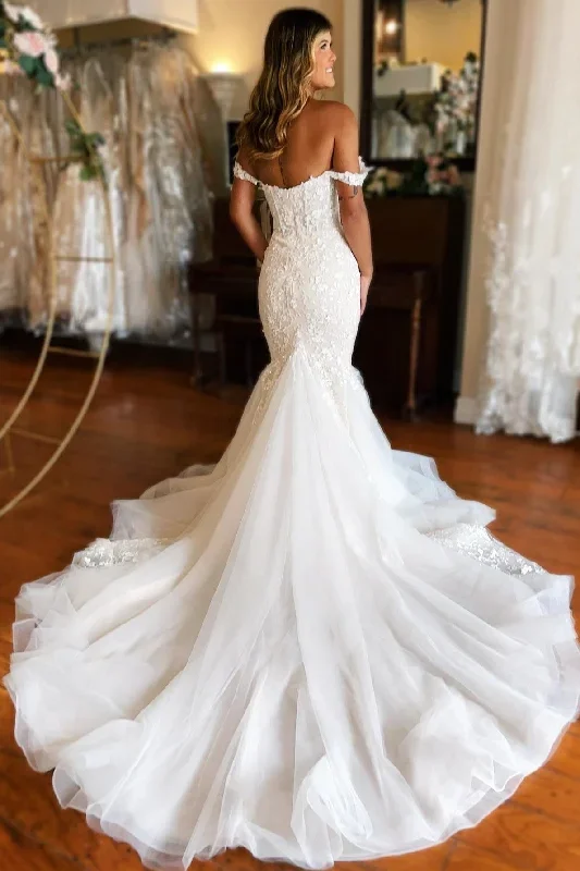 white-lace-off-the-shoulder-trumpet-wedding-dress