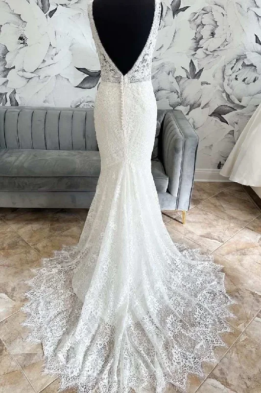 white-lace-open-back-mermaid-long-wedding-dress