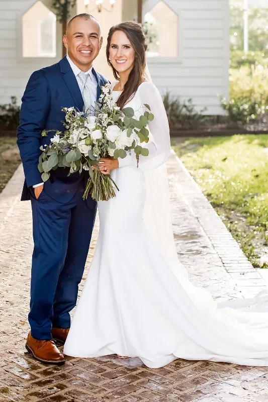 white-long-sleeve-mermaid-long-wedding-dress